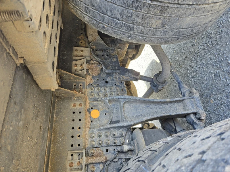 Iveco Stralis, снимка 5 - Камиони - 52447444