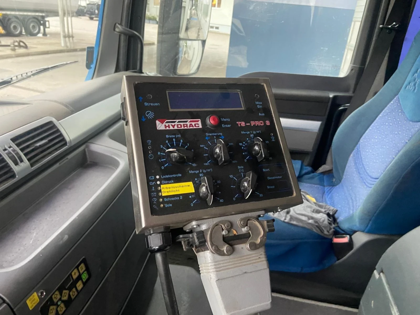 Man Tgs 28 480 EURO 5 6X4 Снегорин с песекар  - изображение 9