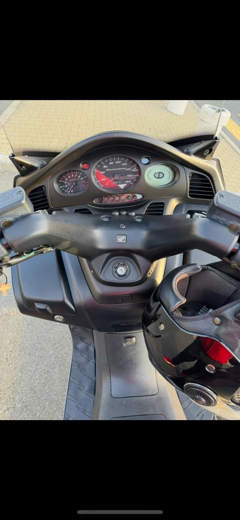 Honda Silver Wing FSJ 400 - изображение 4