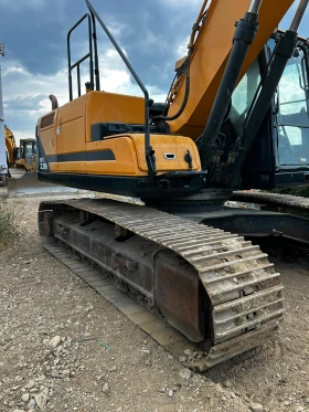 Багер Hyundai HX 220L, снимка 7