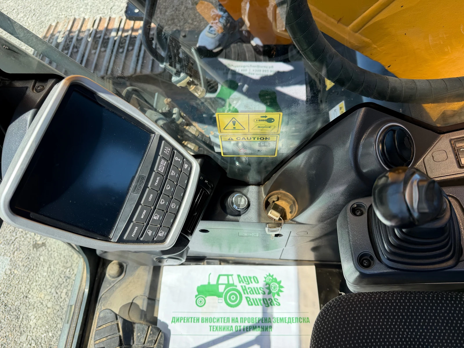 Багер Hyundai HX 220 L 2-КОФИ ЛИЗИНГ, снимка 14 - Индустриална техника - 54205428
