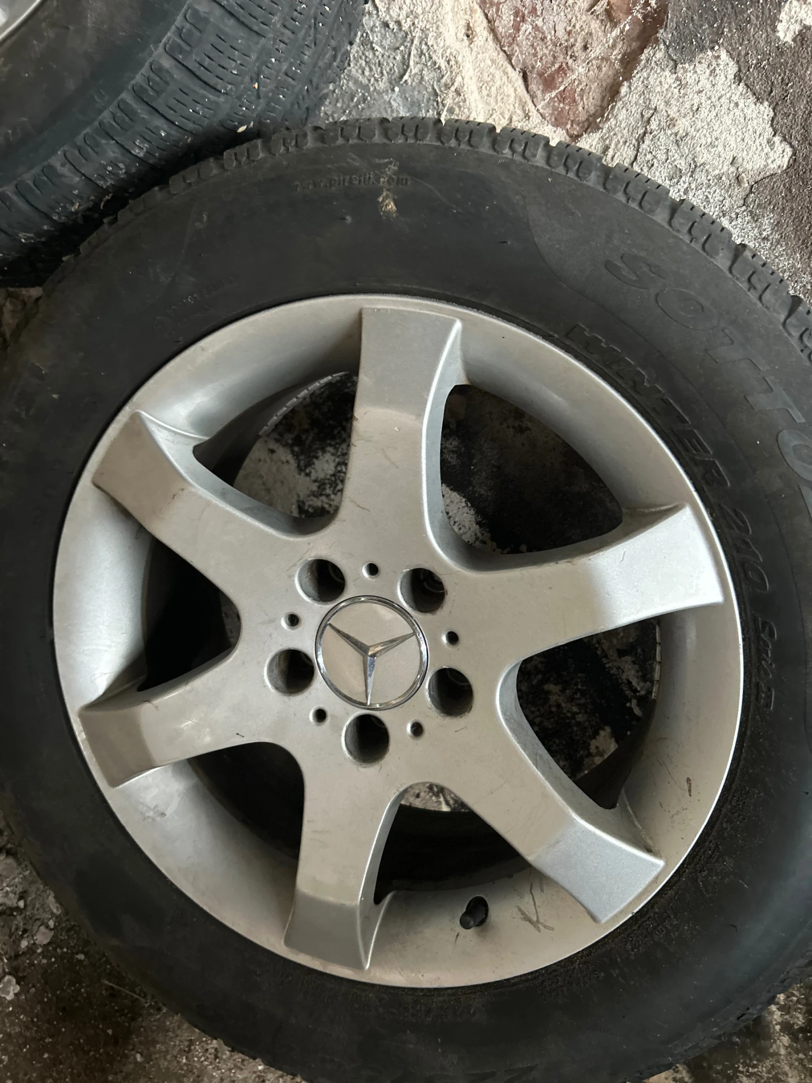 ���� � ������ 235/60R16 | Mobile.bg � ����������� 2