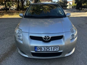 Toyota Auris 1.4d4d - изображение 3