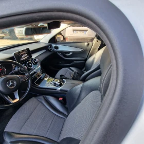 Mercedes-Benz C 220, снимка 15