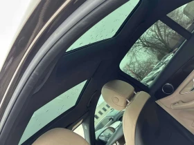 Mercedes-Benz C 300 * CARFAX * ПРЕДСТАВИТЕЛСТВО * КЛИП НА МОТОРА, снимка 12