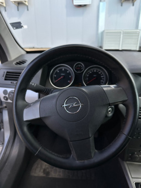 Opel Astra, снимка 10 - Автомобили и джипове - 45484544