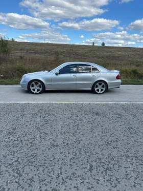  Mercedes-Benz E 270
