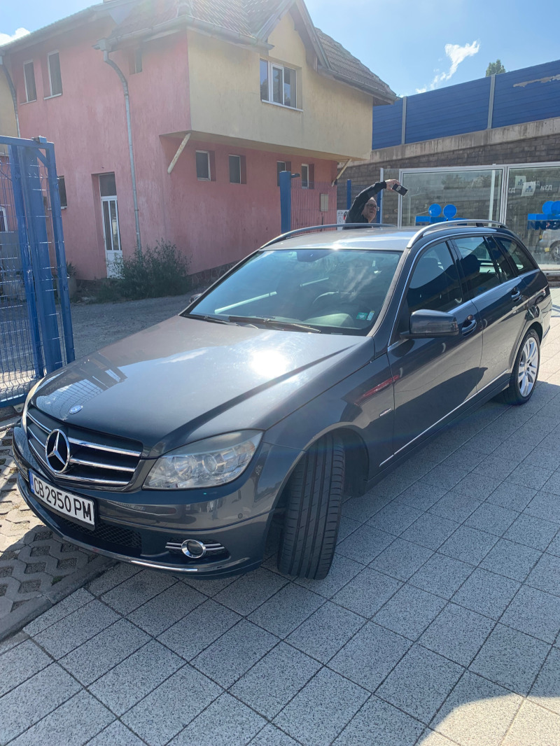 Mercedes-Benz C 220, снимка 2 - Автомобили и джипове - 46100821