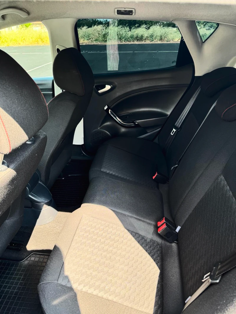 Seat Ibiza FR 2.0TDI, снимка 11 - Автомобили и джипове - 50609985