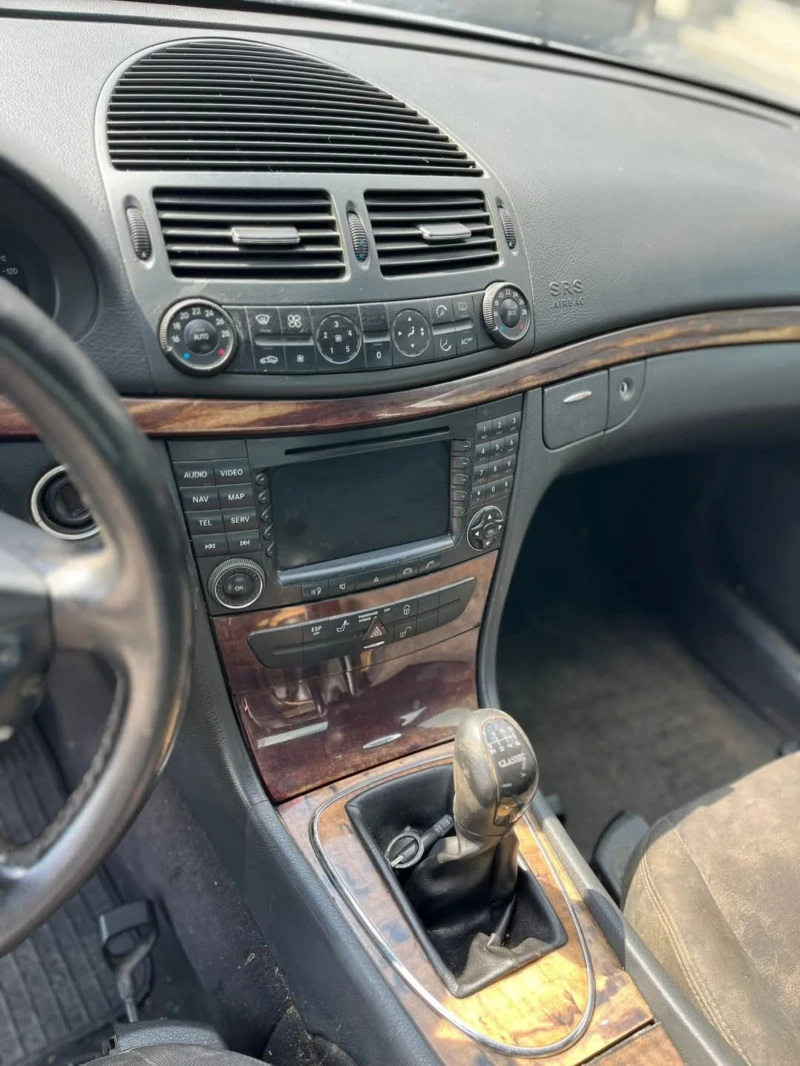Mercedes-Benz E 270 646, снимка 15 - Автомобили и джипове - 50256225