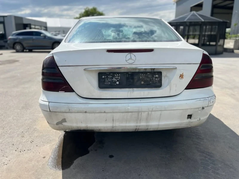 Mercedes-Benz E 270 646, снимка 7 - Автомобили и джипове - 50256225