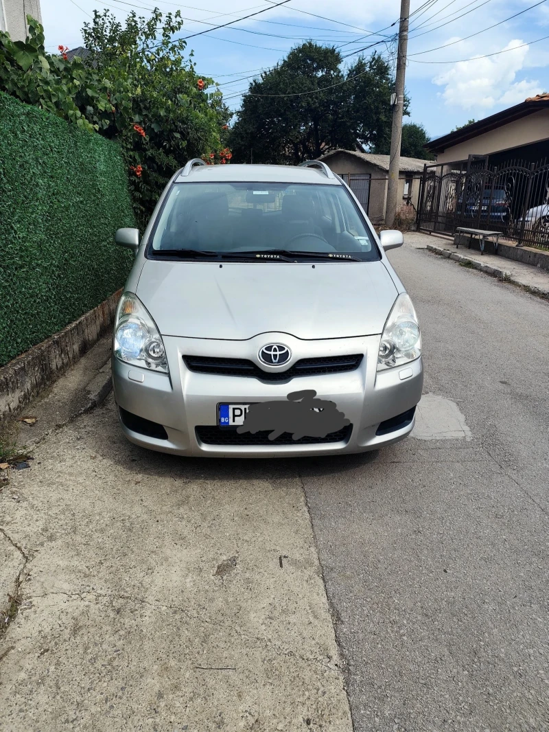 Toyota Corolla verso 2.2  D-4D 136к.с. 7 местна 