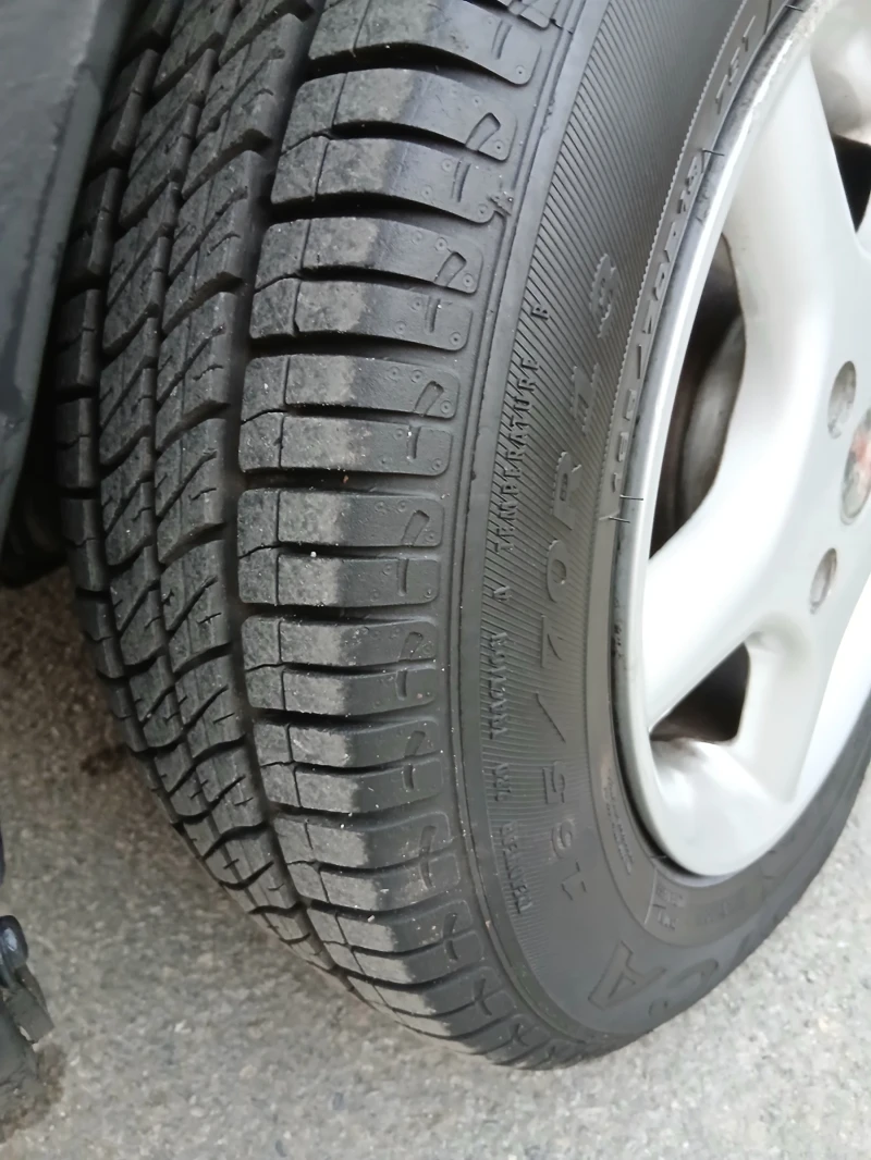 Ford Fiesta, снимка 10 - Автомобили и джипове - 52435574