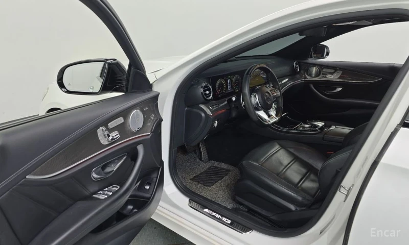 Mercedes-Benz E 53 AMG, снимка 10 - Автомобили и джипове - 53262328