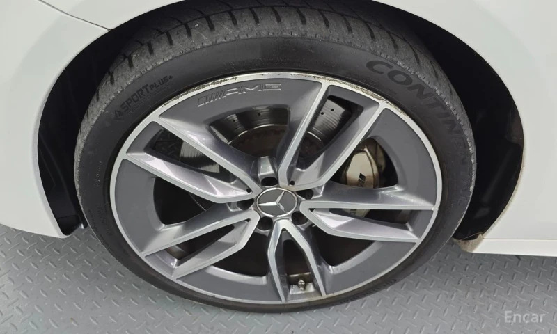 Mercedes-Benz E 53 AMG, снимка 5 - Автомобили и джипове - 53262328