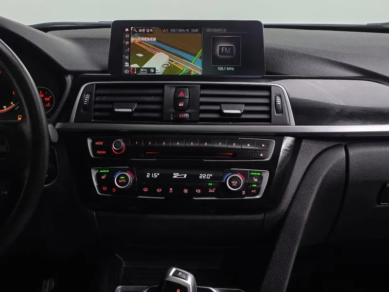 BMW 320 d, снимка 14 - Автомобили и джипове - 54592560