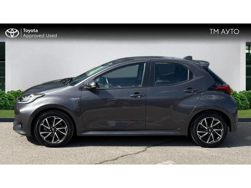 Toyota Yaris 1.5HSD TEAM D, снимка 3 - Автомобили и джипове - 54750451