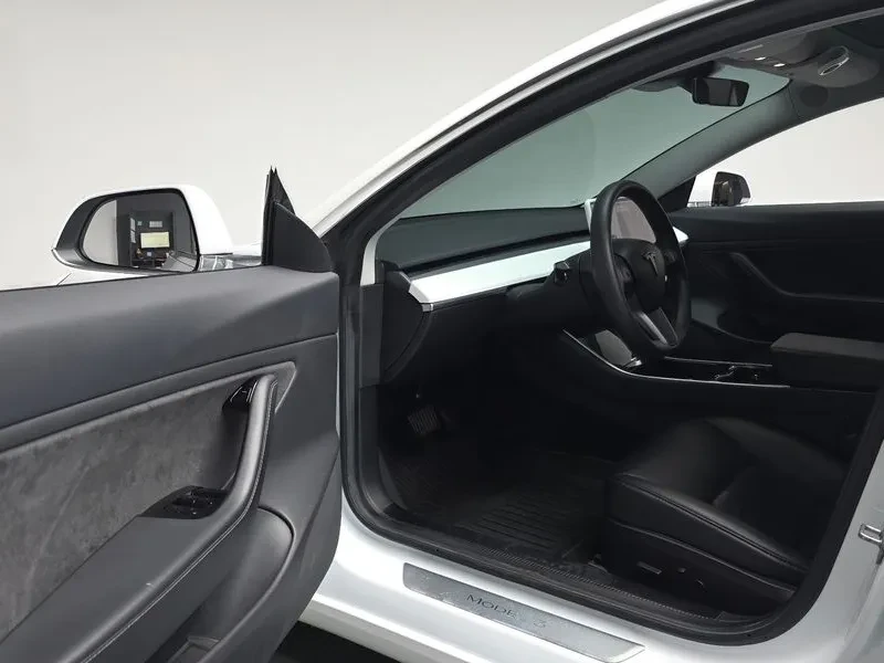 Tesla Model 3 Standard Range Plus Rwd, снимка 10 - Автомобили и джипове - 55570438