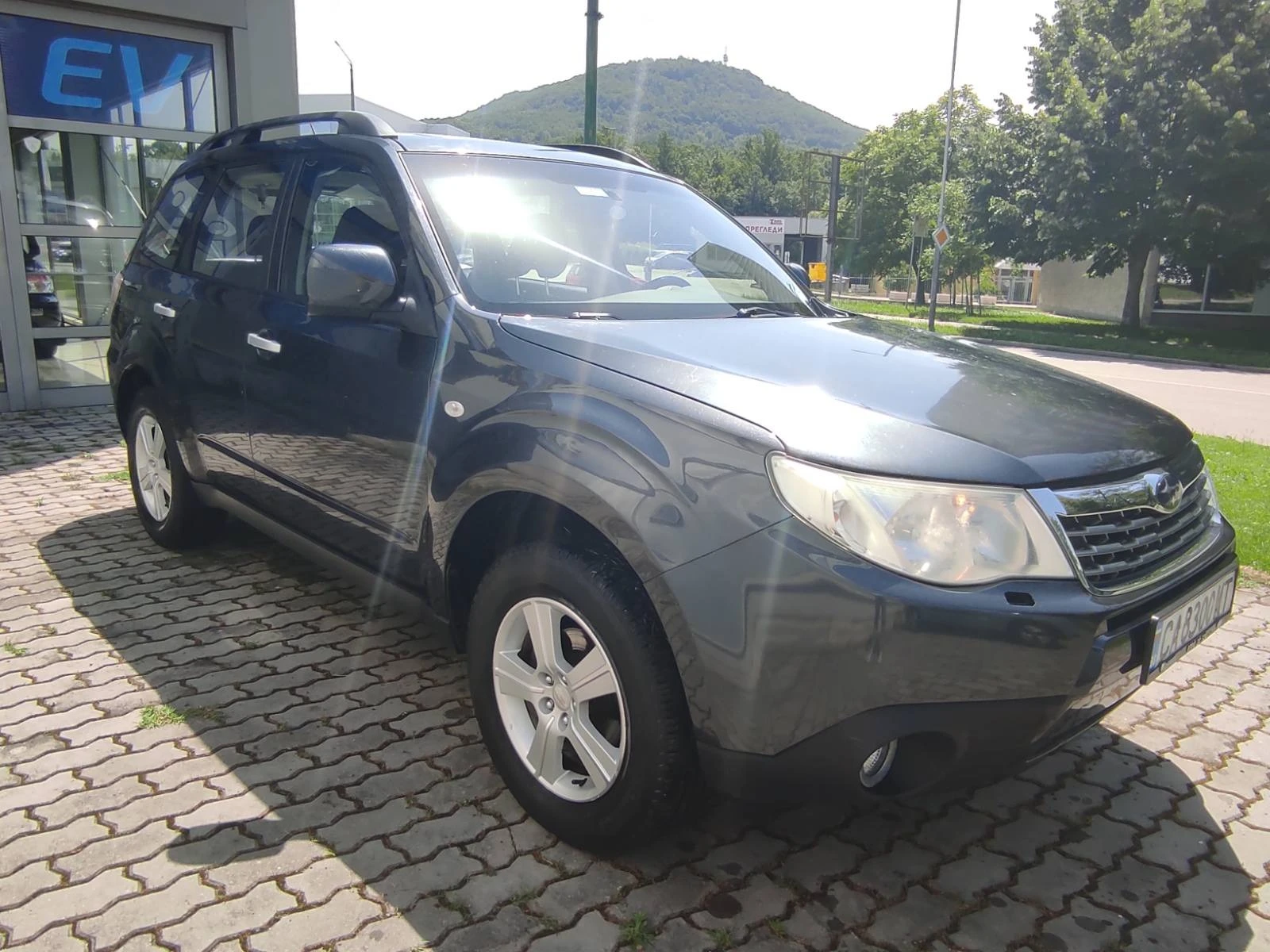 Subaru Forester 2.0 i - [1] 