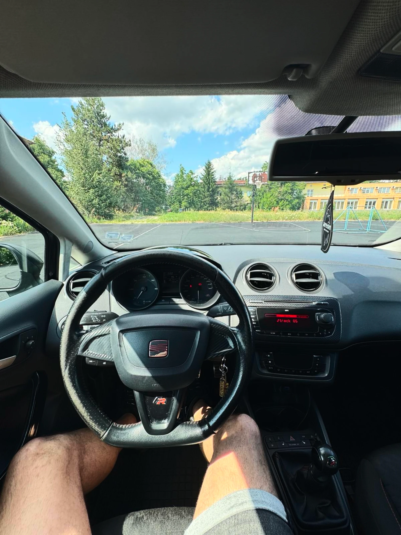 Seat Ibiza FR 2.0TDI - изображение 7