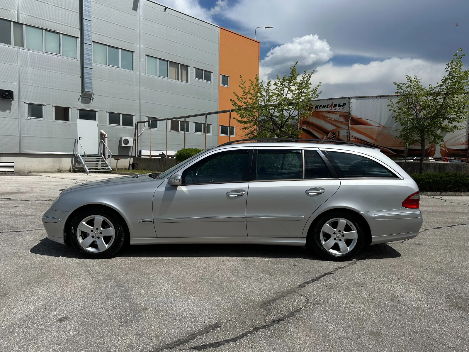 Mercedes-Benz E 270 2.7d 177 к.с. - изображение 2