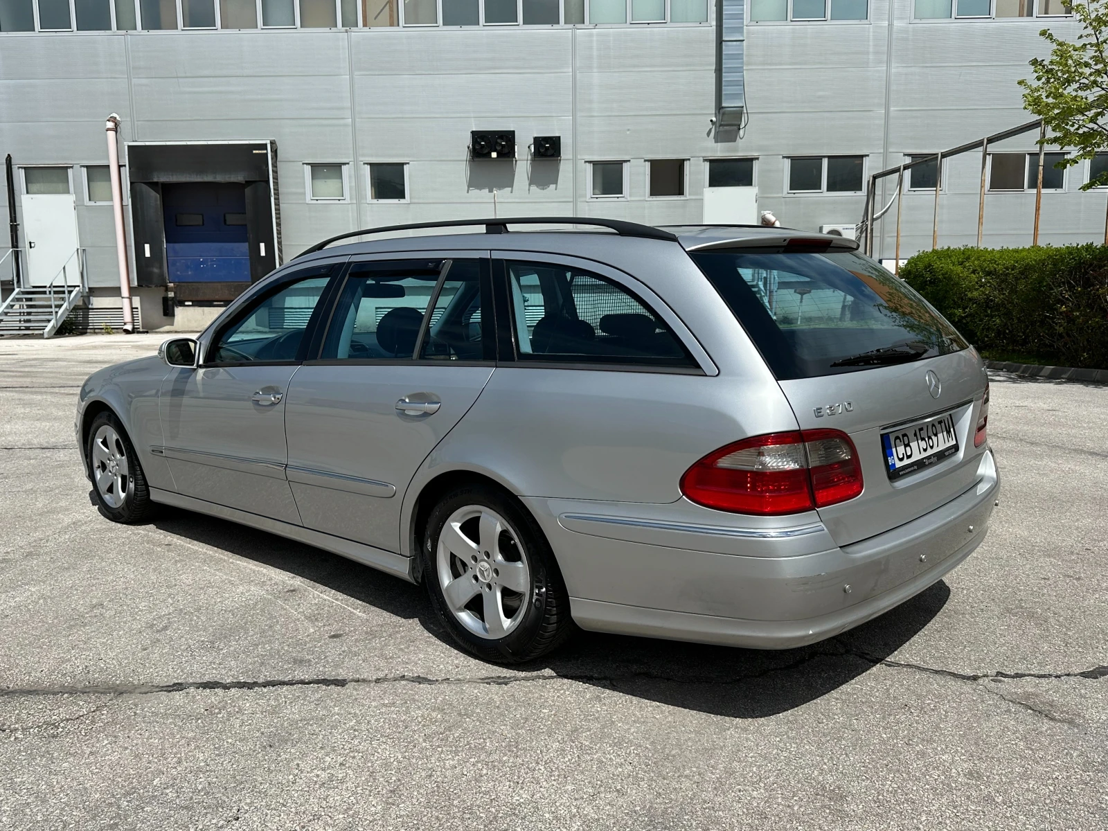 Mercedes-Benz E 270 2.7d 177 к.с. - изображение 3
