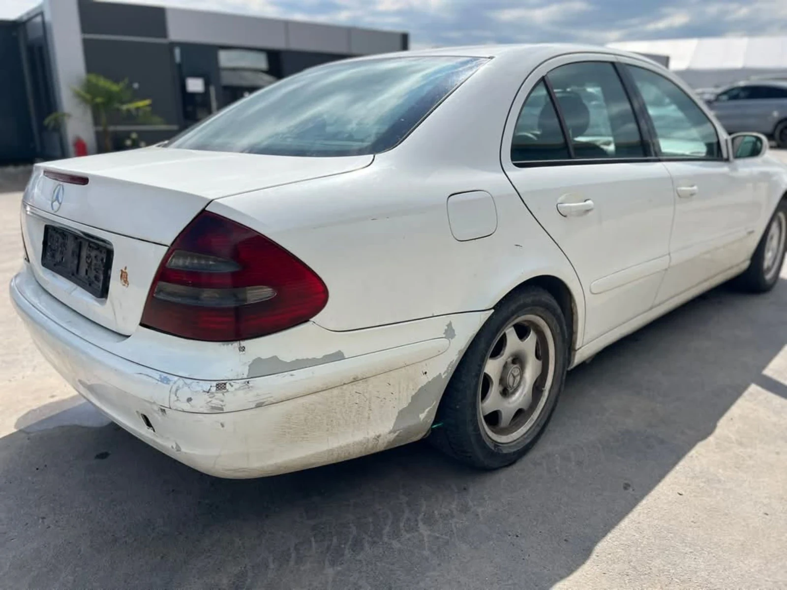 Mercedes-Benz E 270 646 - изображение 8