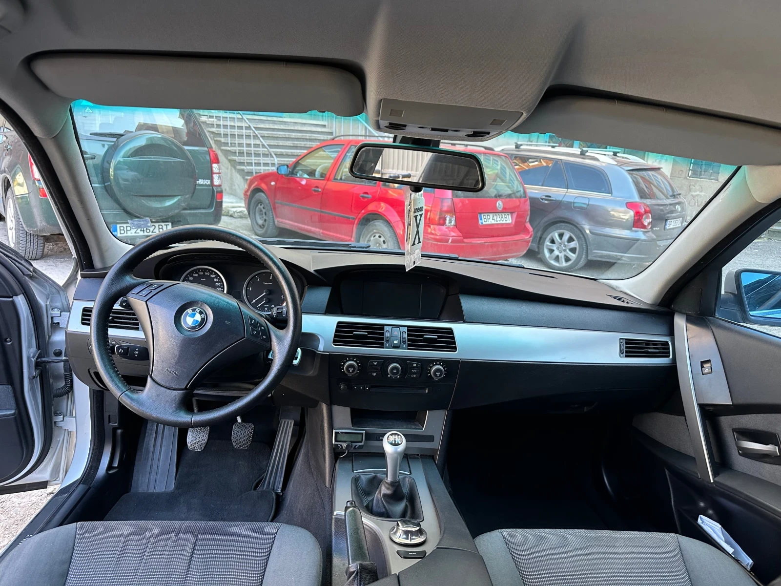 BMW 525 3.0д - изображение 8