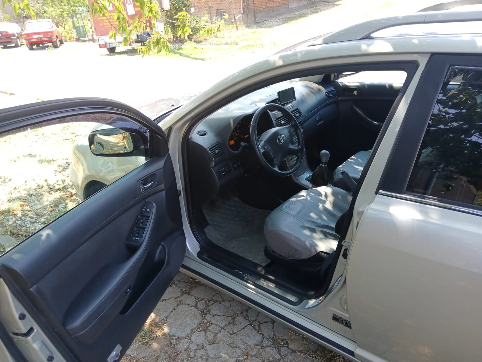 Toyota Avensis T25 - изображение 6