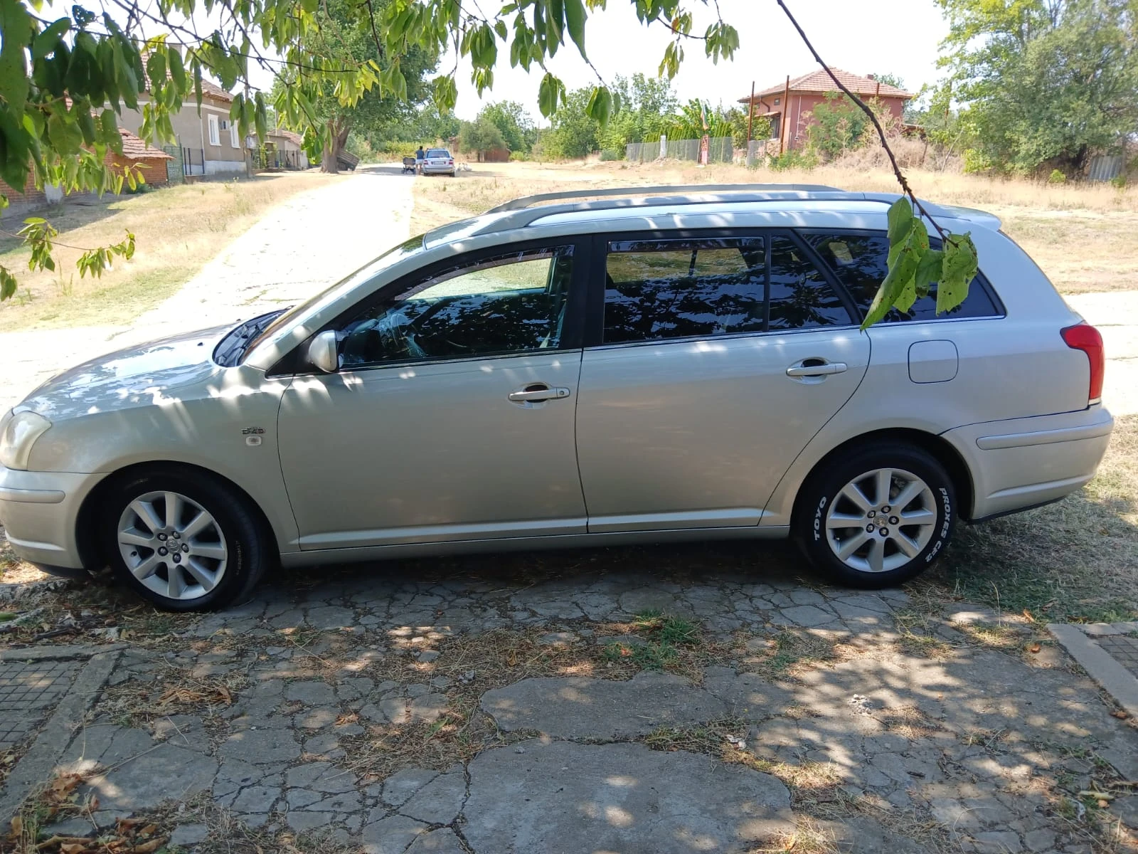 Toyota Avensis T25 - изображение 3