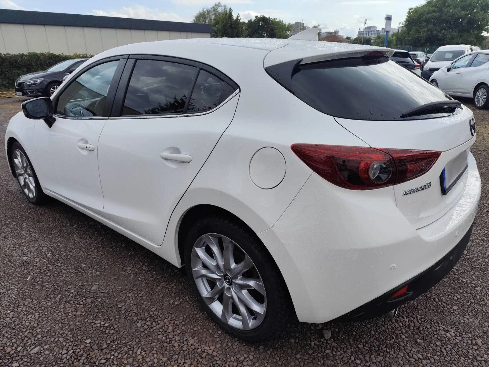 Mazda 3 2.2 D SKYACTIVE - изображение 4
