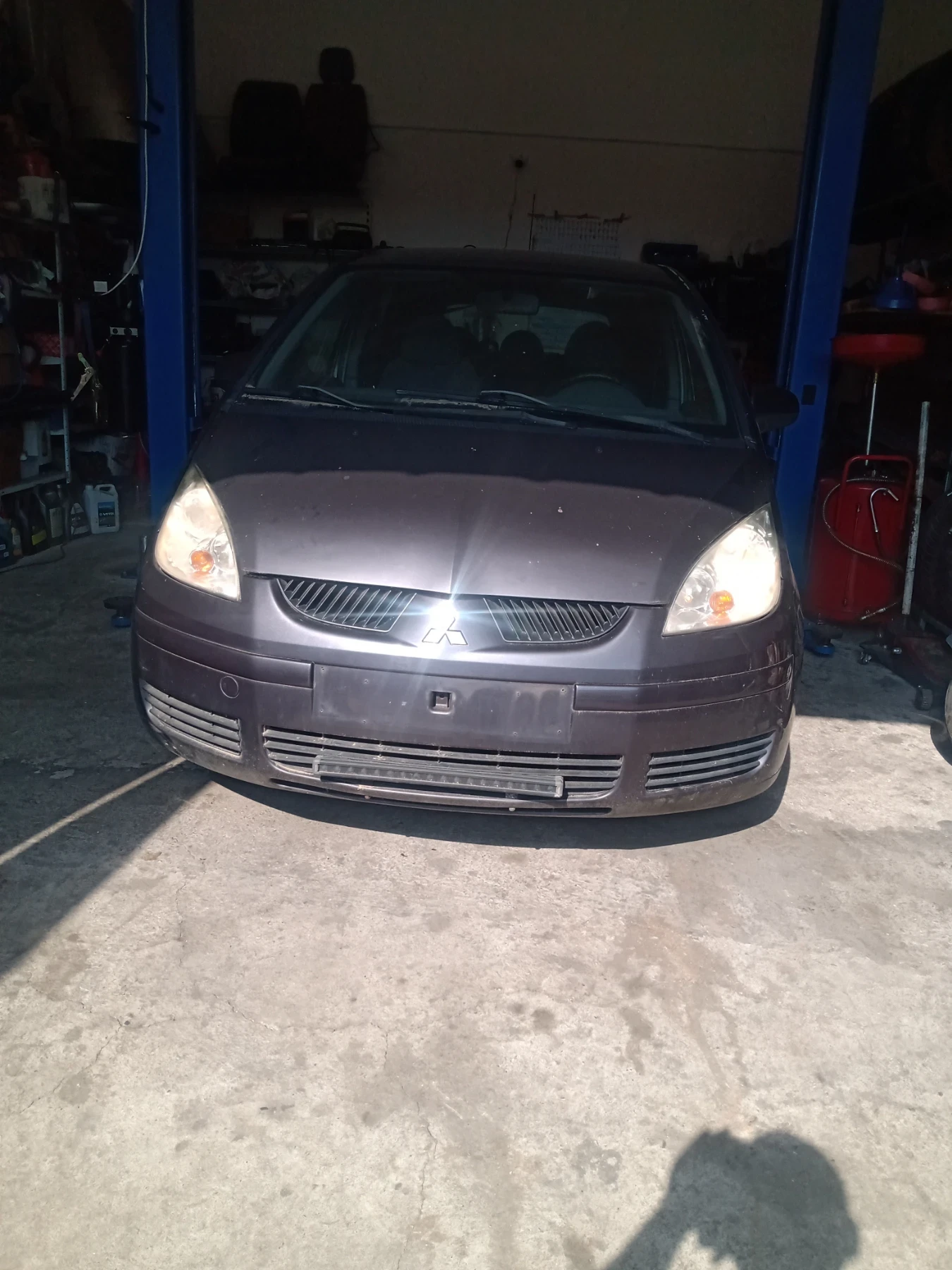 Mitsubishi Colt  - изображение 7