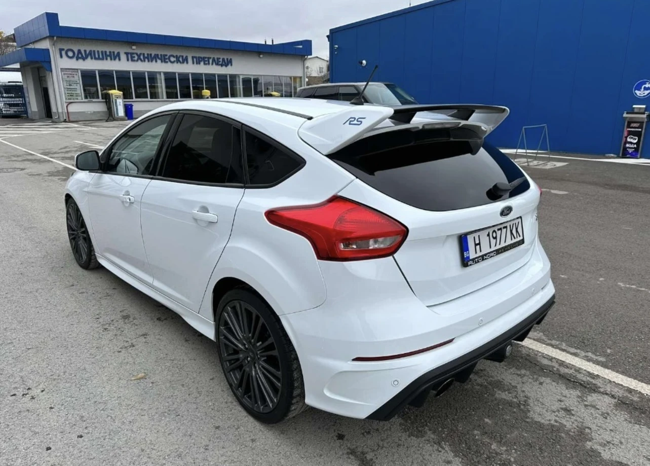 Ford Focus RS 2.3 - изображение 2