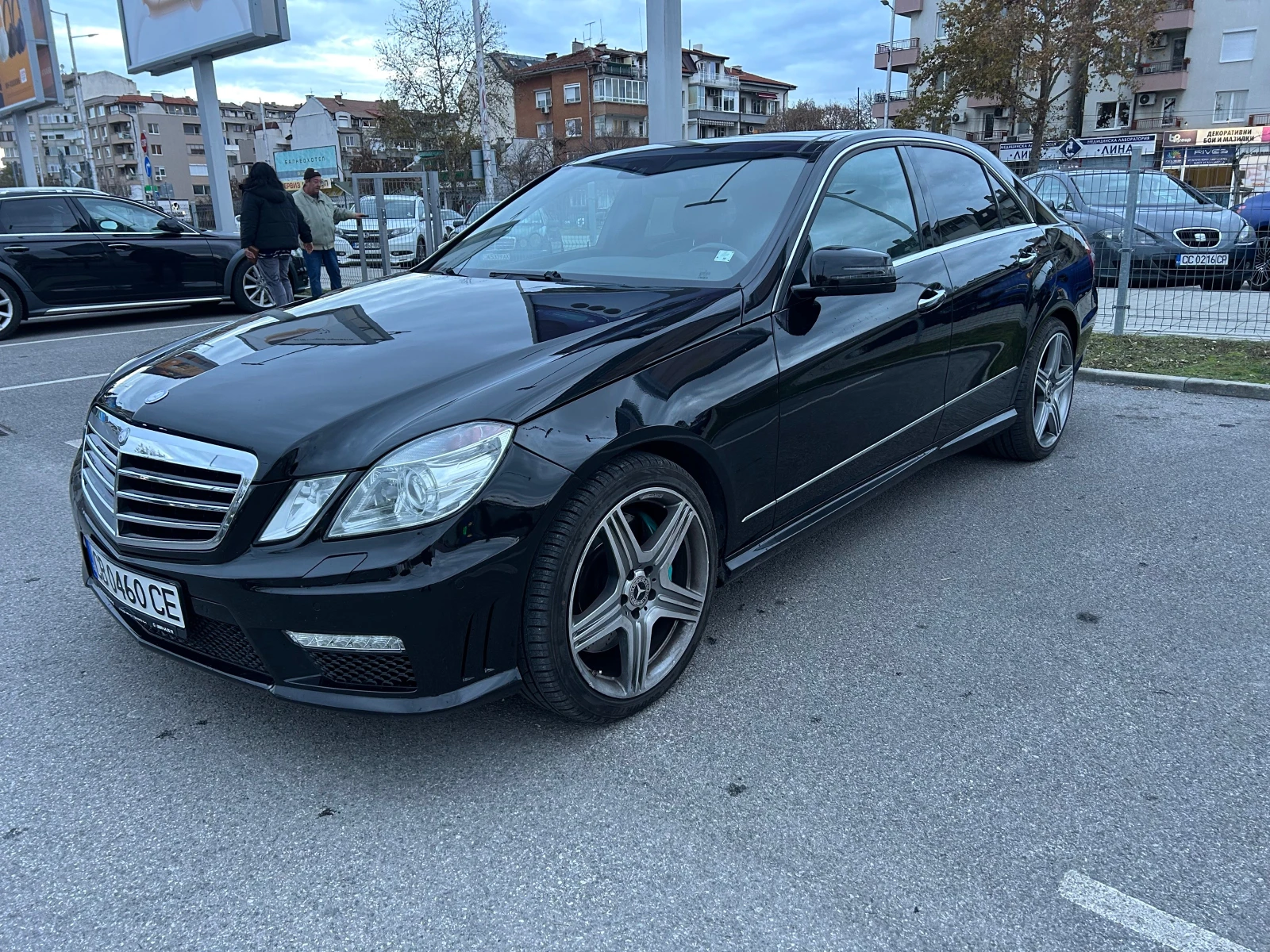 Mercedes-Benz E 500 5.5 AMG-line 4x4 - изображение 2