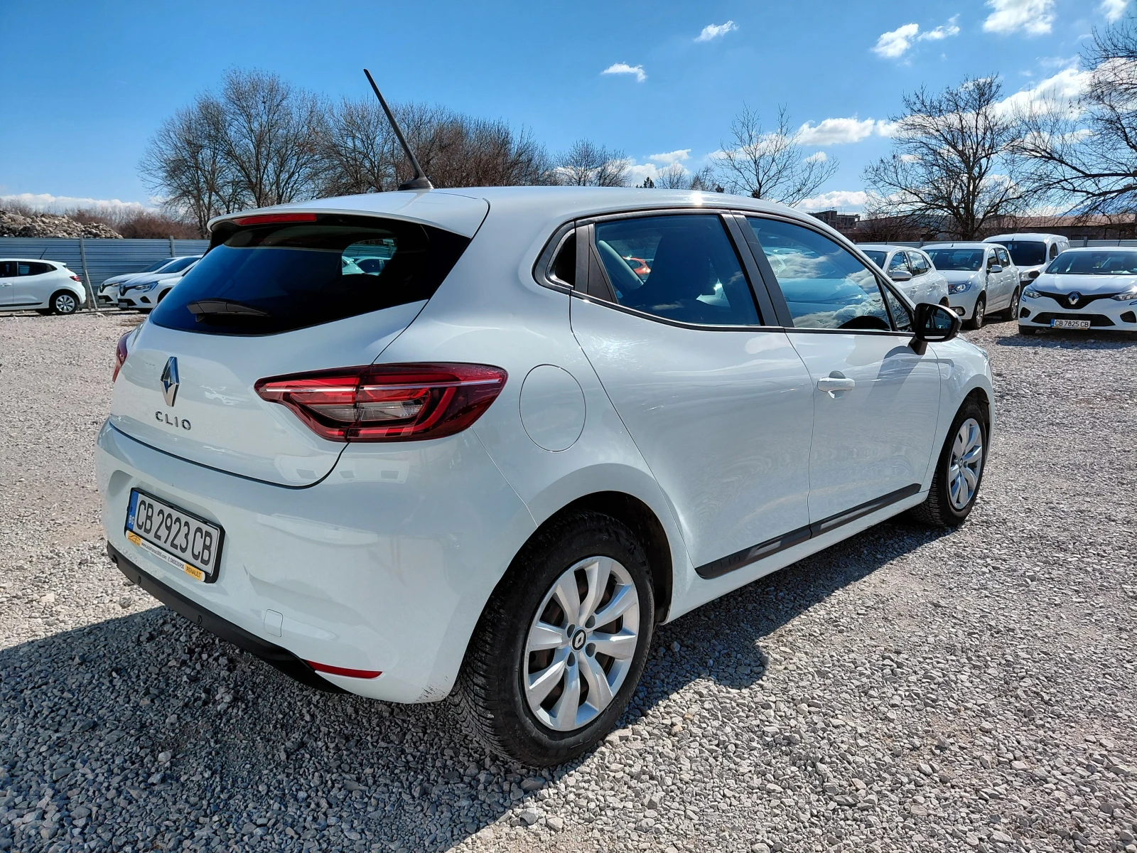 Renault Clio 1.0 Tce /91к.с/Life - изображение 8