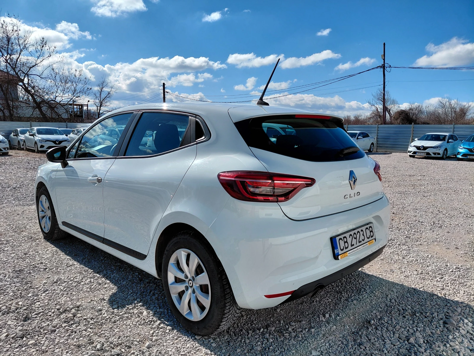 Renault Clio 1.0 Tce /91к.с/Life - изображение 6