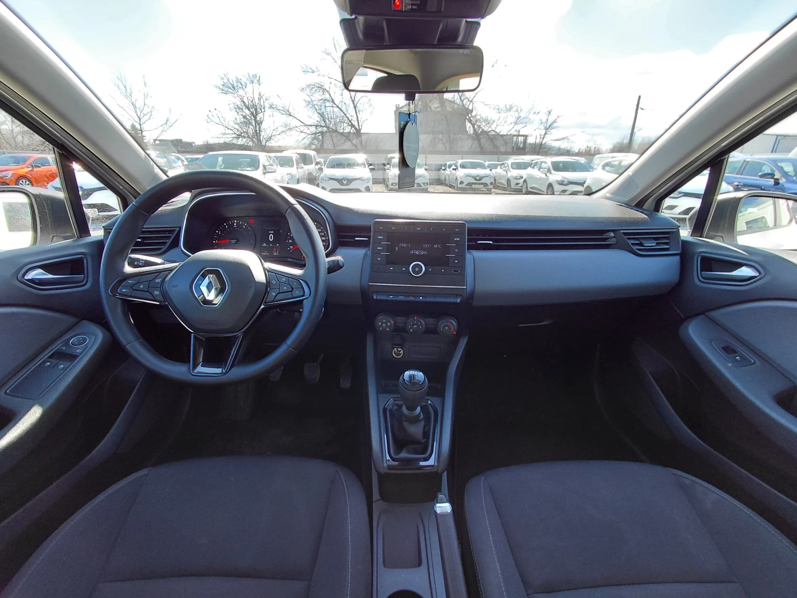 Renault Clio 1.0 Tce /91к.с/Life - изображение 9