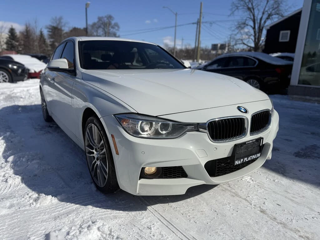 BMW 335 xDrive* Sedan* AвтоКредит* (ЦЕНА ДО БГ), снимка 8 - Автомобили и джипове - 53750368
