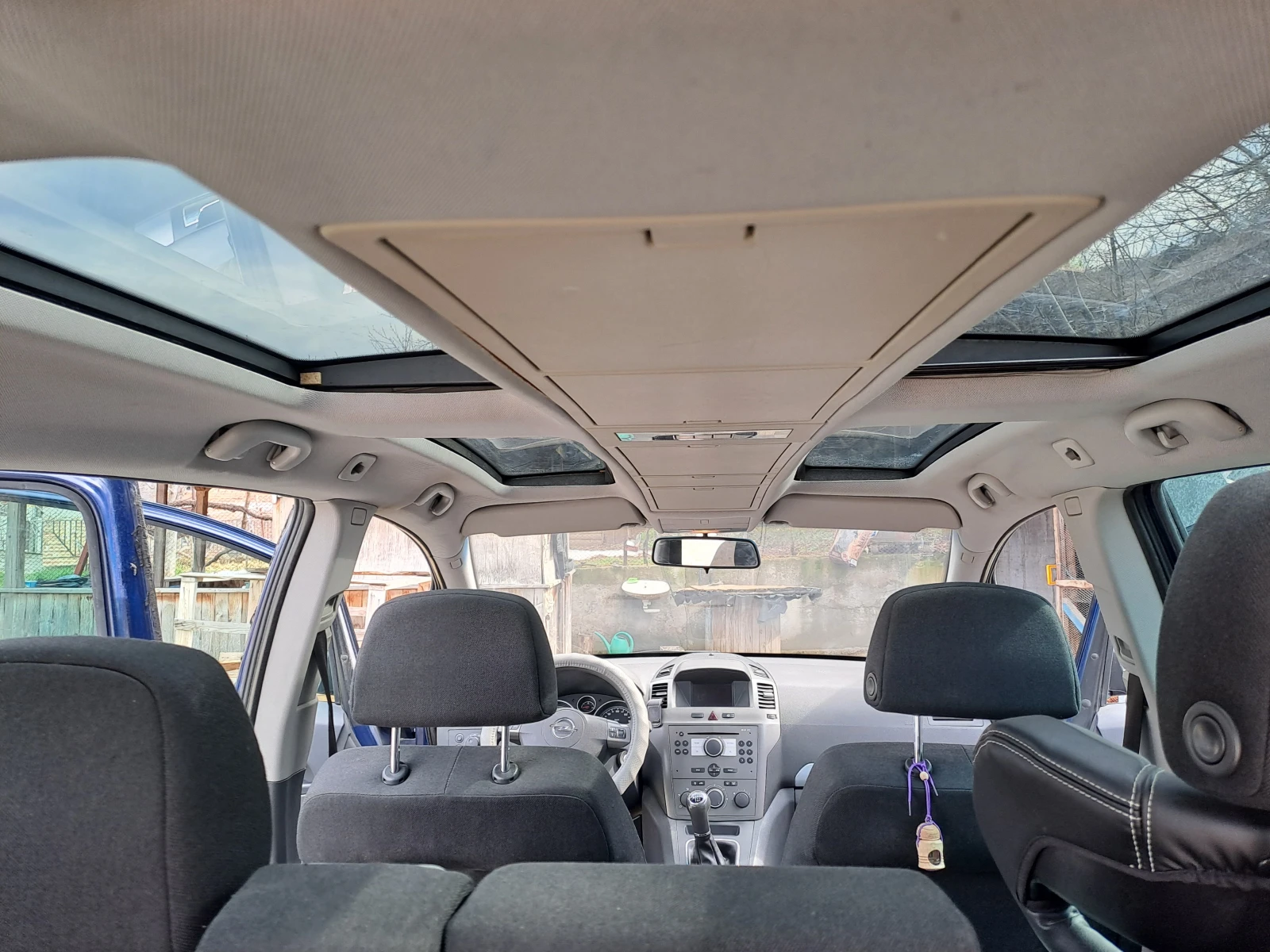 Opel Zafira B 1.9 CDTI НОВ СЪЕДНИТЕЛ/ОБСЛУЖЕНА/КЛИМАТИК, снимка 12 - Автомобили и джипове - 53986408