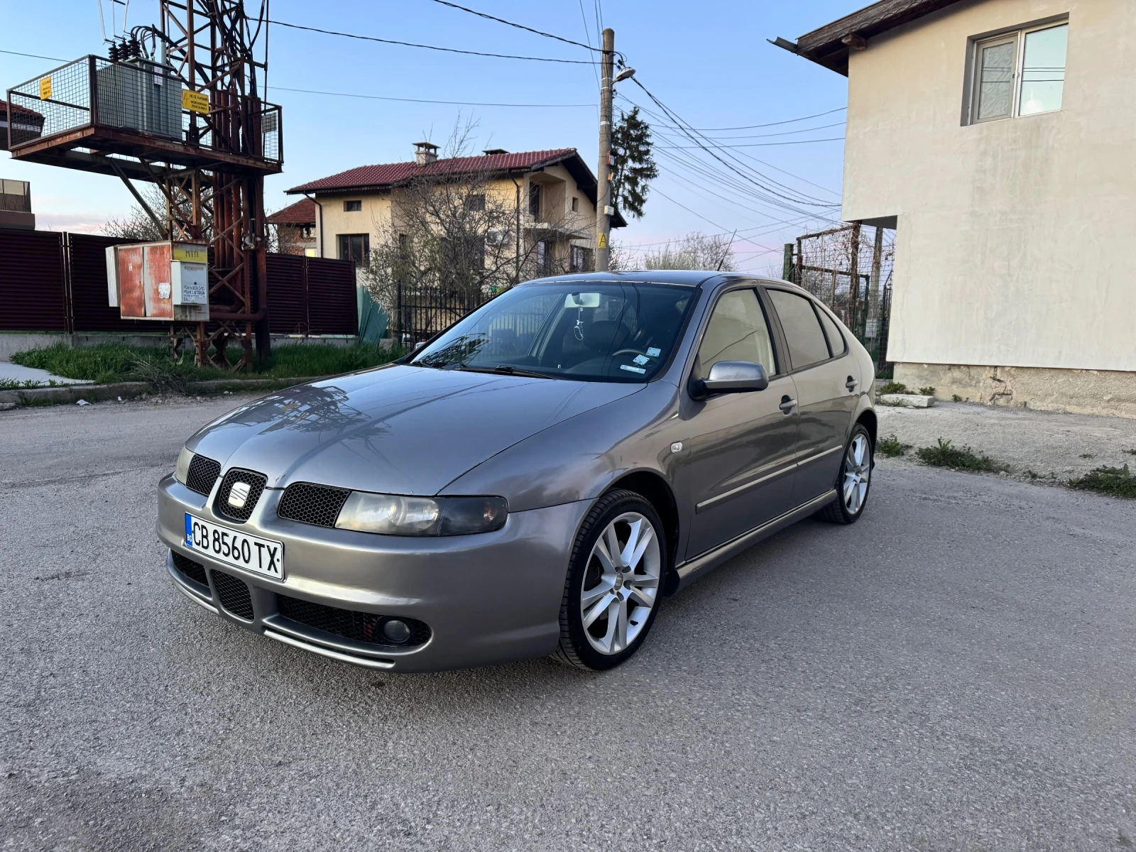 Seat Leon 1.9 TDI 150, снимка 2 - Автомобили и джипове - 54233831