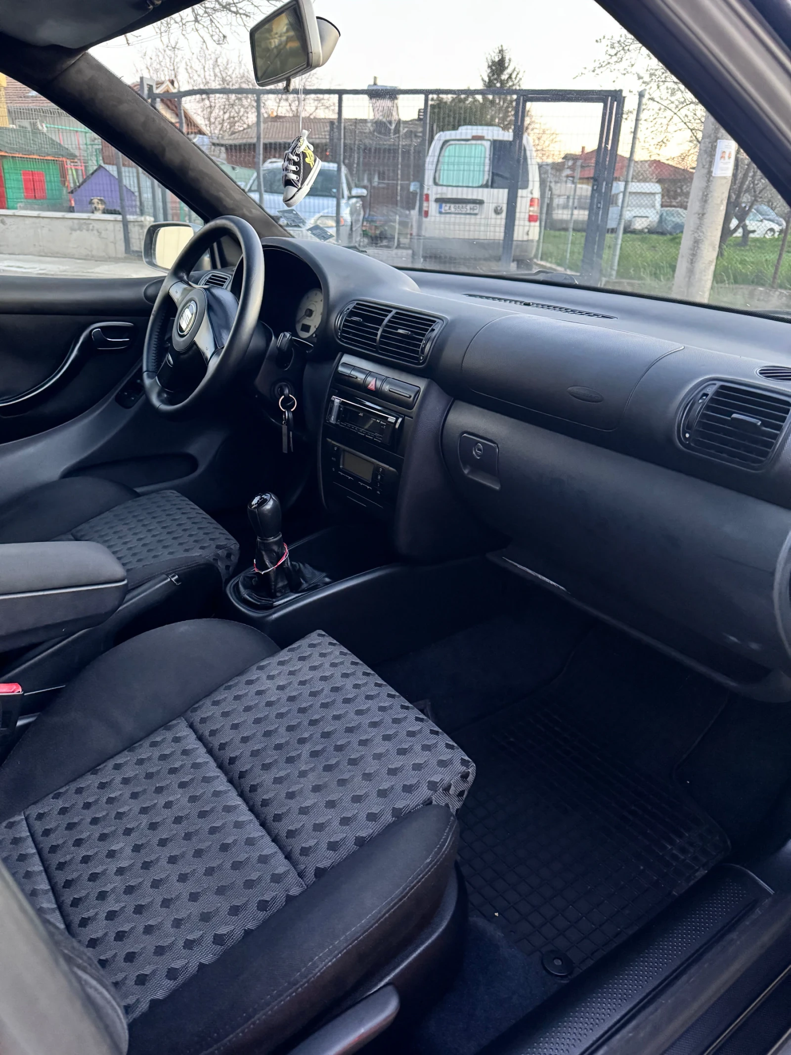 Seat Leon 1.9 TDI 150, снимка 7 - Автомобили и джипове - 54233831