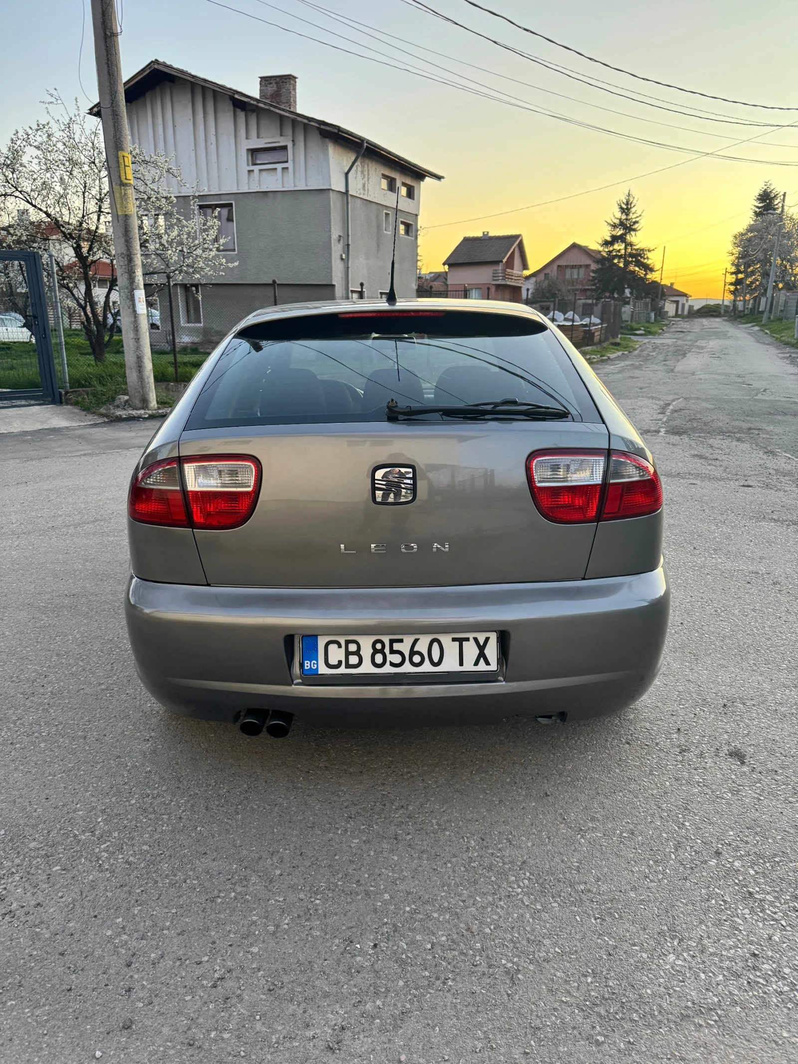 Seat Leon 1.9 TDI 150, снимка 4 - Автомобили и джипове - 54233831