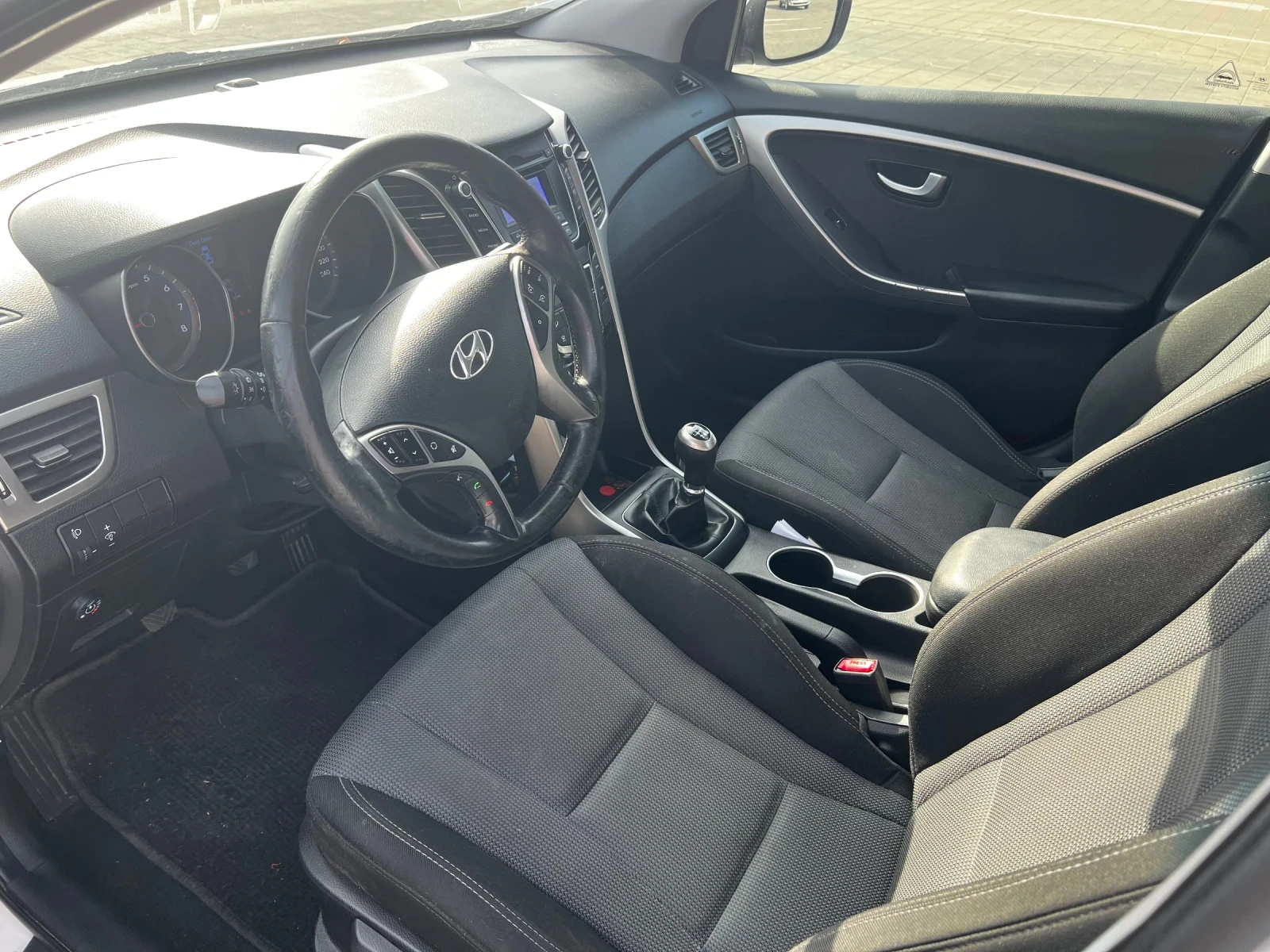 Hyundai I30 1.6 LPG, снимка 3 - Автомобили и джипове - 56154920