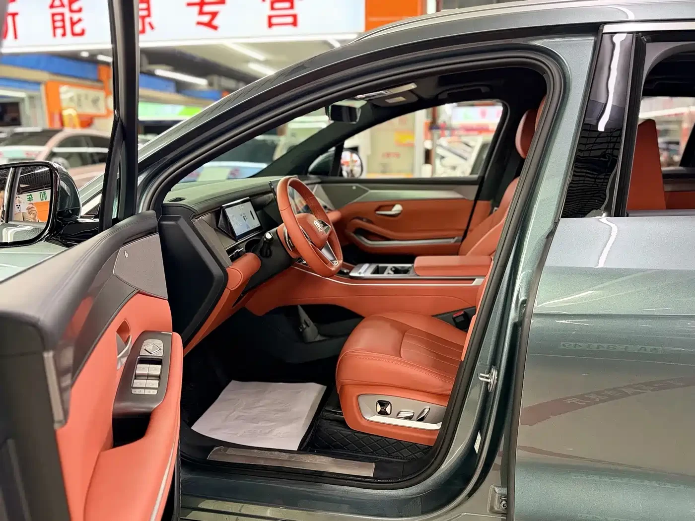 BYD Tang L 2025 EV 670KM LiDAR Flagship | Mobile.bg � ����������� 14