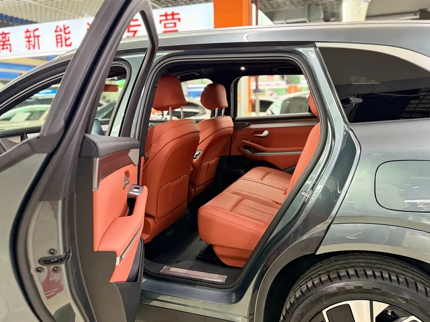 BYD Tang L 2025 EV 670KM LiDAR Flagship | Mobile.bg � ����������� 16