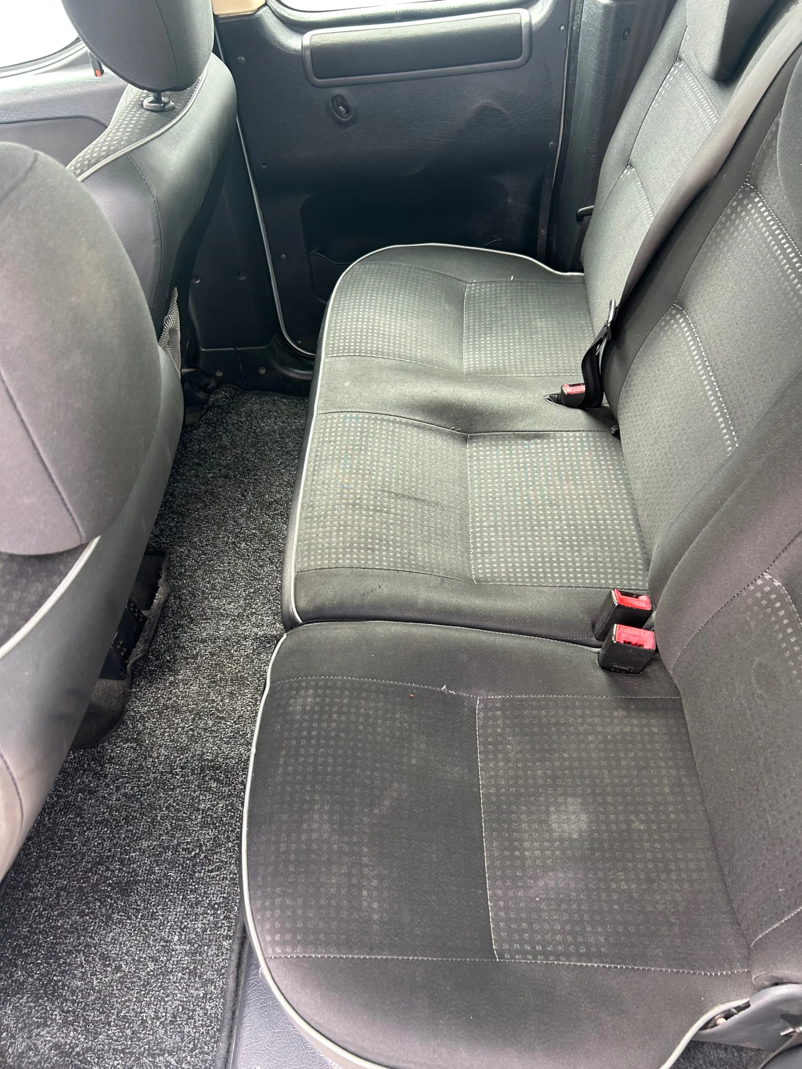 Peugeot Partner Пътнически, снимка 7 - Автомобили и джипове - 56666395