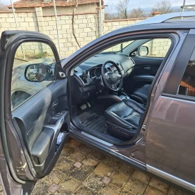 Mitsubishi Outlander 2.4 с газов инжекцион, кожен салон, снимка 6