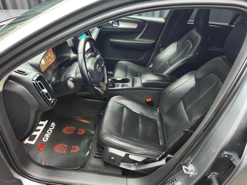 Volvo XC40 2.0d Automatic4WD Euro6D , снимка 8 - Автомобили и джипове - 52134064