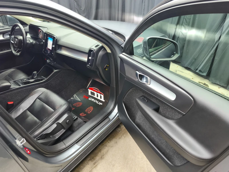 Volvo XC40 2.0d Automatic4WD Euro6D , снимка 12 - Автомобили и джипове - 52134064