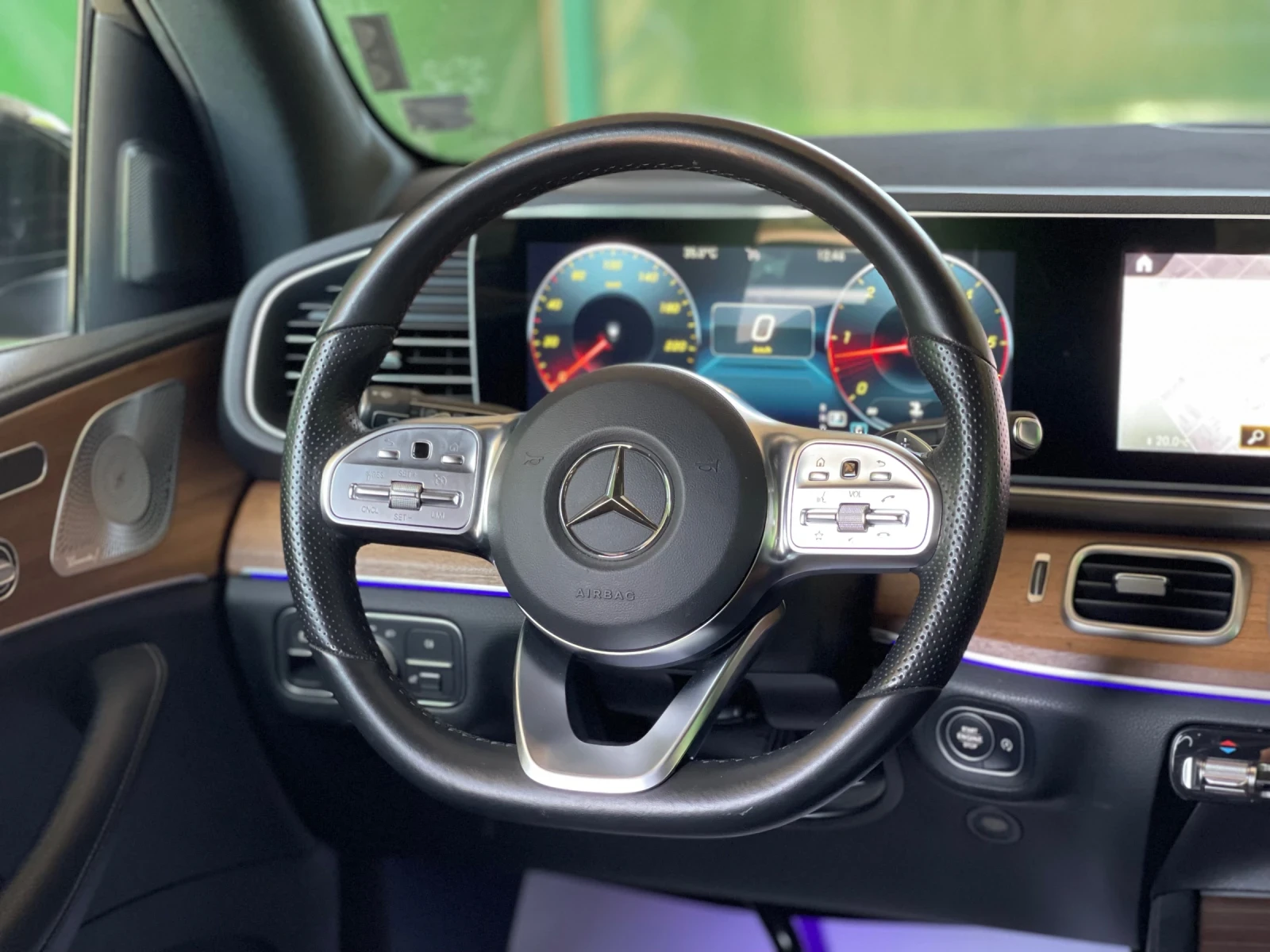 Mercedes-Benz GLE 350 AMG* PANO* Burmester* 6+ 1* KeylessGo* SoftClose - изображение 7